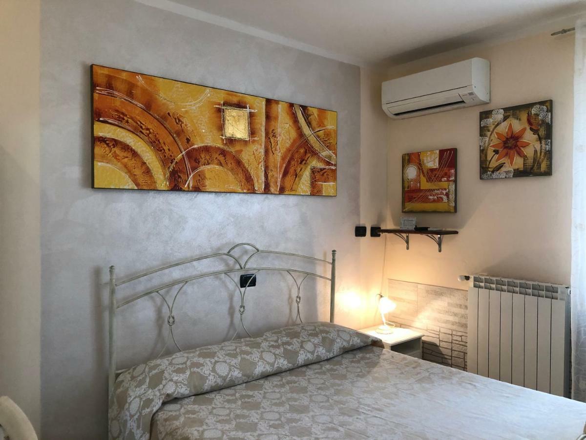 Hotel Da Donna Rosa Pontedera Exterior foto